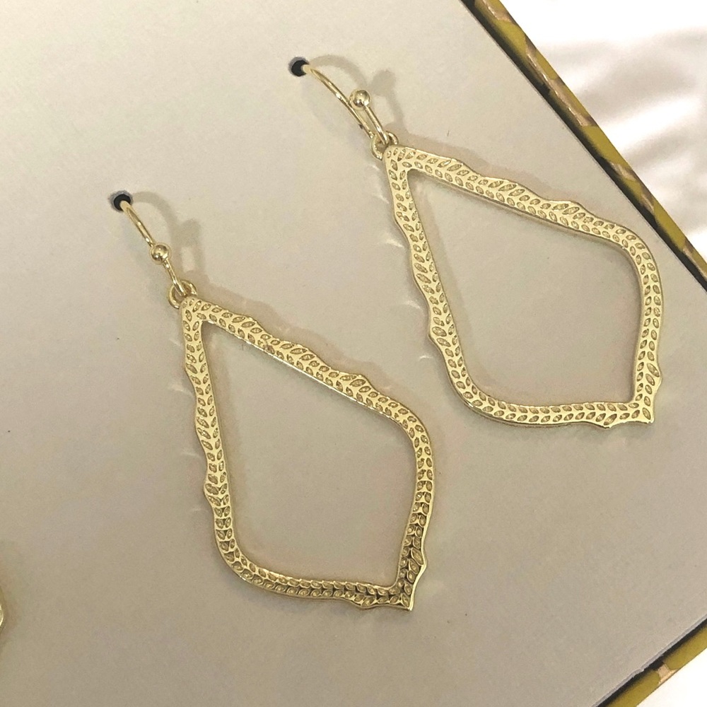 NWT Kendra Scott Limited Edition RARE Gift Set Elisa Sophia Yellow Gold Dichroic - Picture 13 of 16